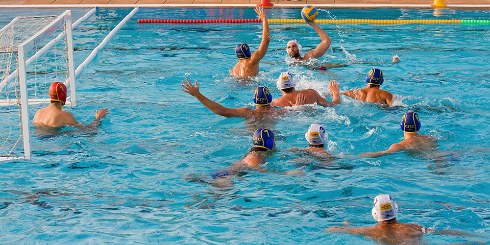 http://montreux-natation.ch/wp-content/uploads/2021/01/water-polo-montreux-natation.jpg